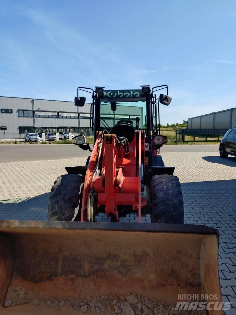 Kubota R 082 Cargadoras sobre ruedas