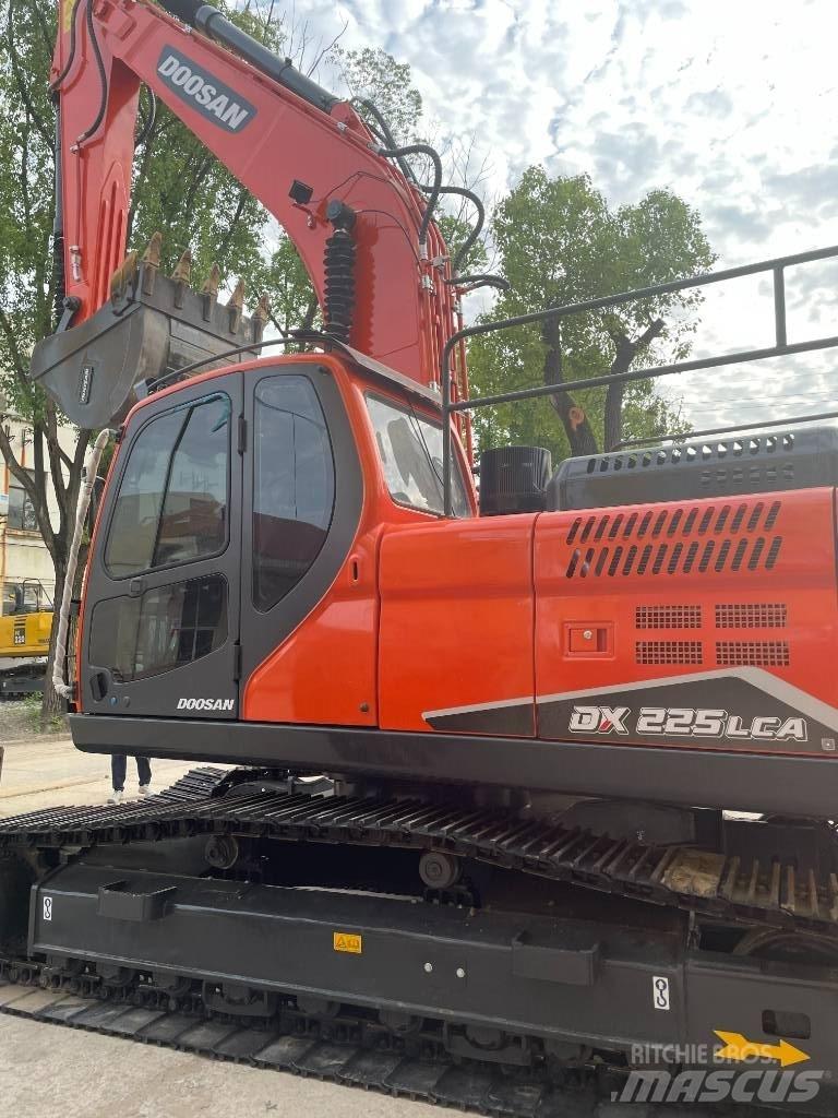 Doosan DX 225 Excavadoras 7t - 12t