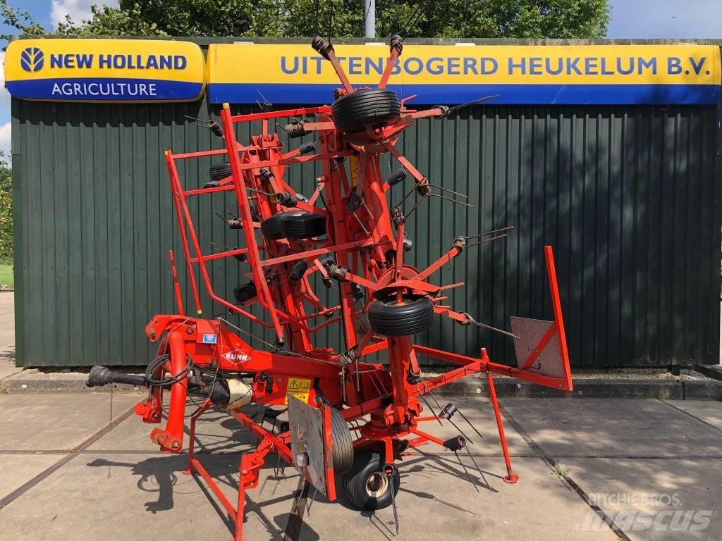Kuhn GF 8501 M H Rastrillos y henificadores