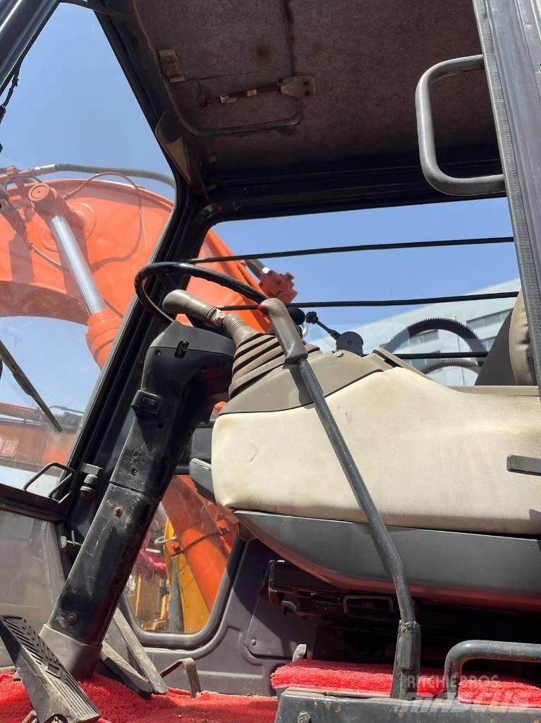 Hitachi EX 100 W D Excavadoras de ruedas