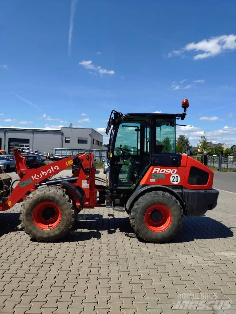 Kubota R 090 Cargadoras sobre ruedas