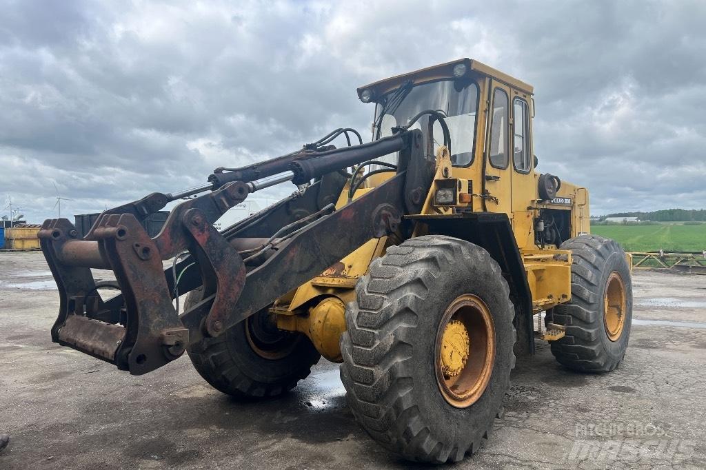 Volvo BM 4400 Cargadoras sobre ruedas