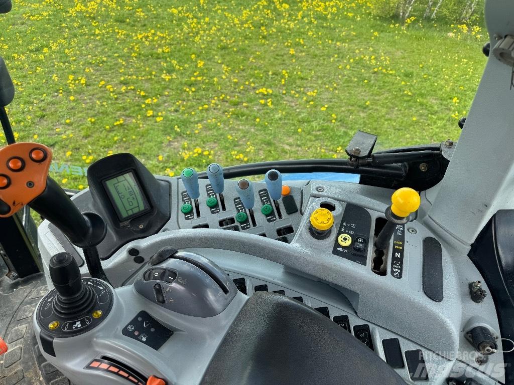 New Holland T 6070 Tractores