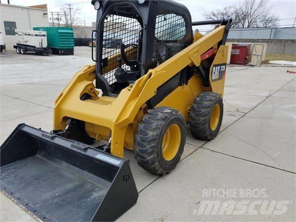 CAT 272 D Minicargadoras