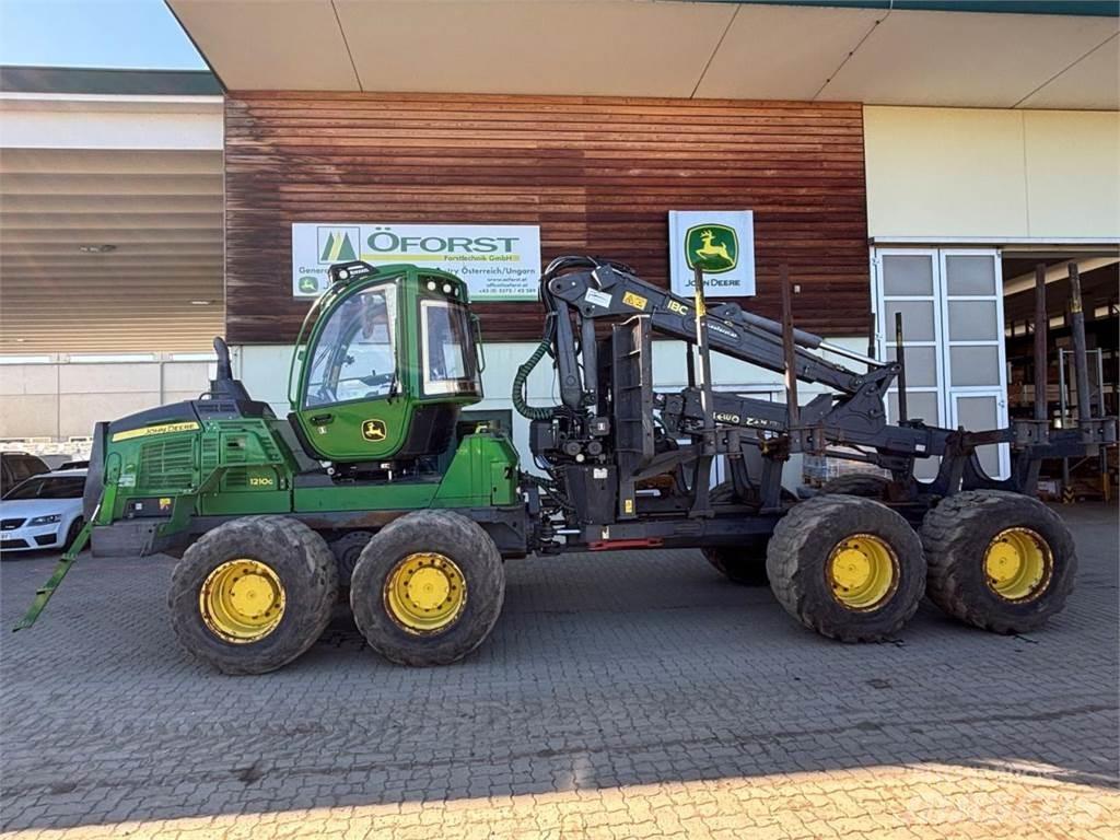 John Deere 1210 G Autocargadoras