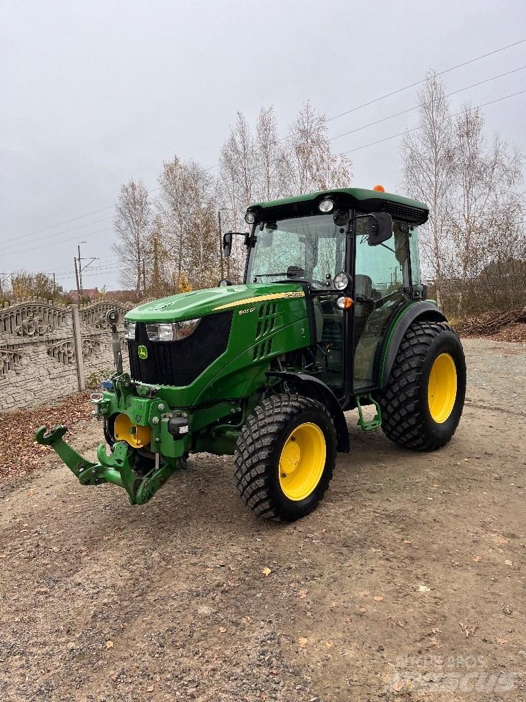 John Deere 5105 GF Tractores