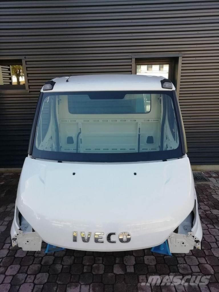 Iveco DAILY Euro 6 Cabinas e interior