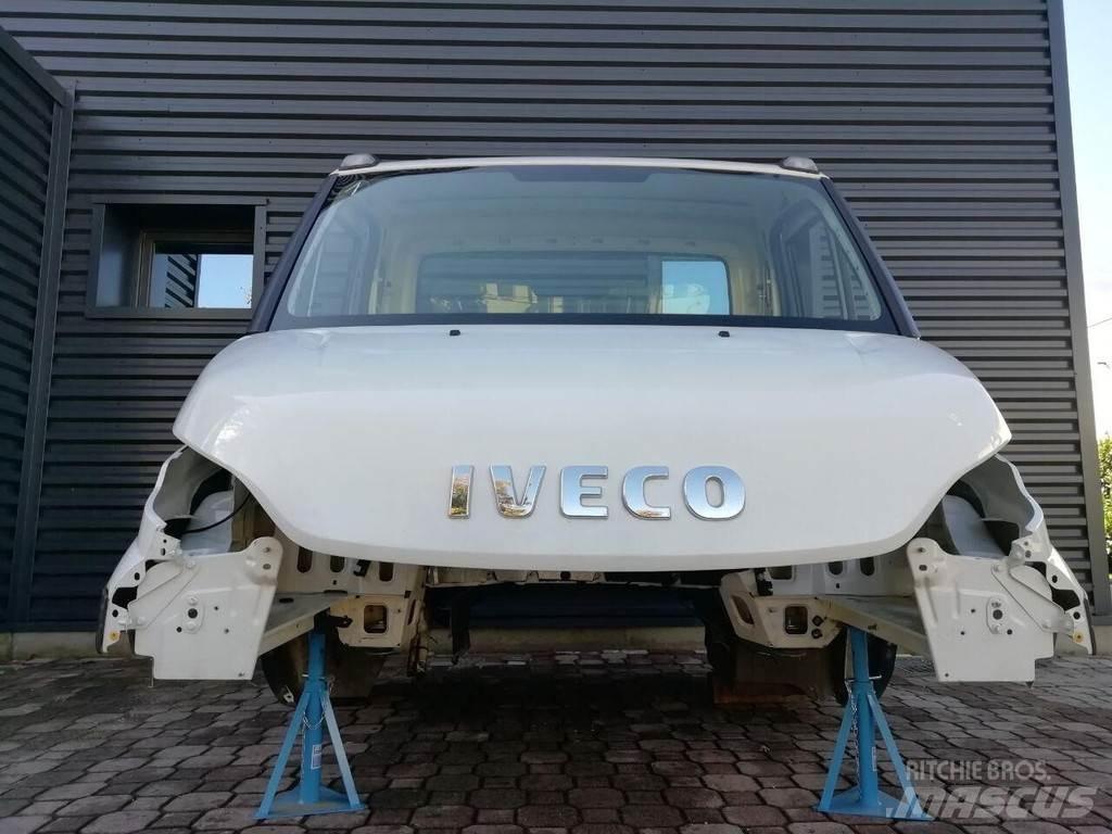 Iveco DAILY Euro 6 Cabinas e interior