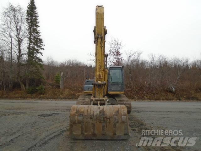 New Holland E 215 Excavadoras de cadenas