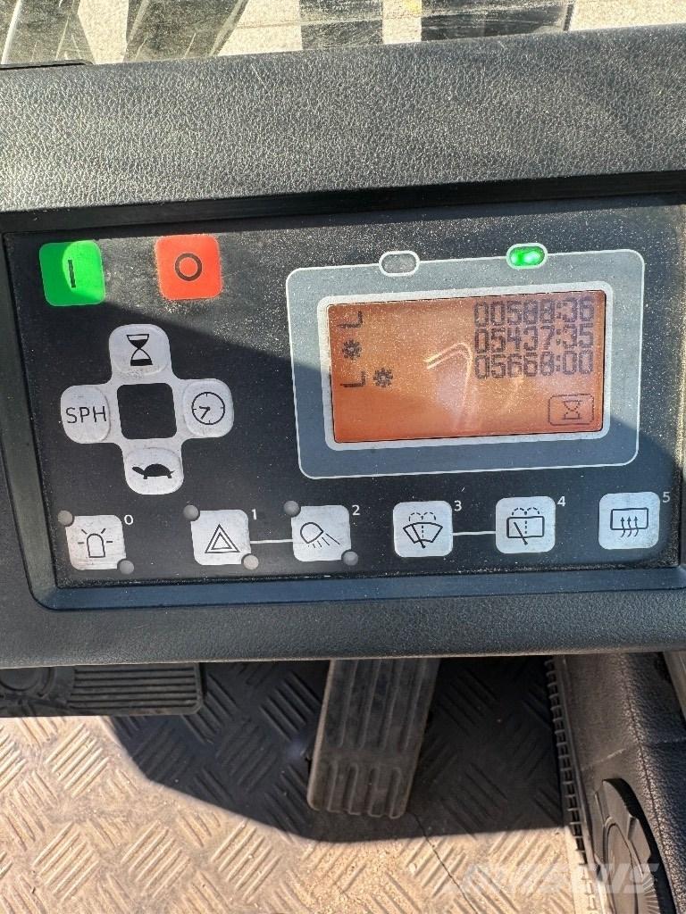 Toyota 8FBMT40 Carretillas de horquilla eléctrica