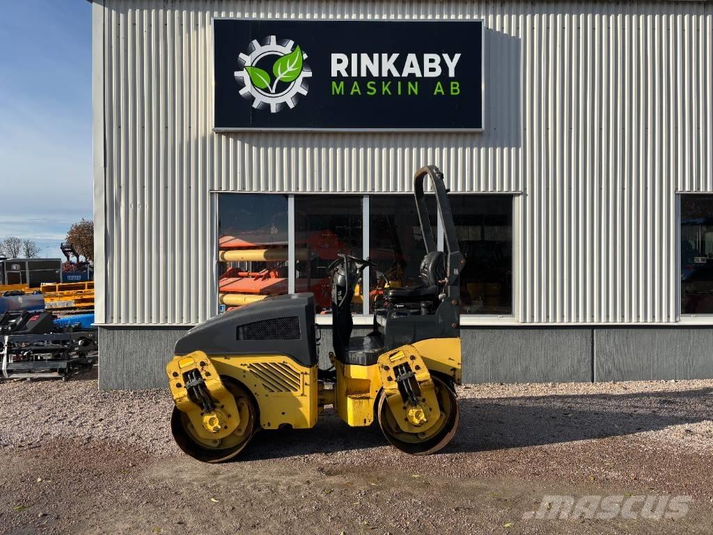 Bomag BW 120 AD-4 Rodillos de doble tambor