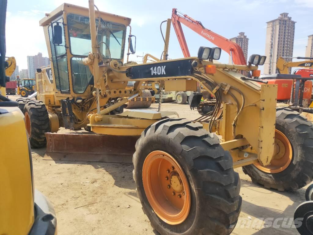 CAT 140K Motoniveladoras
