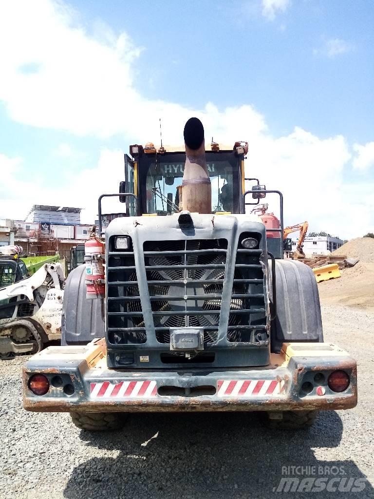 Hyundai HL 757-9 Cargadoras sobre ruedas