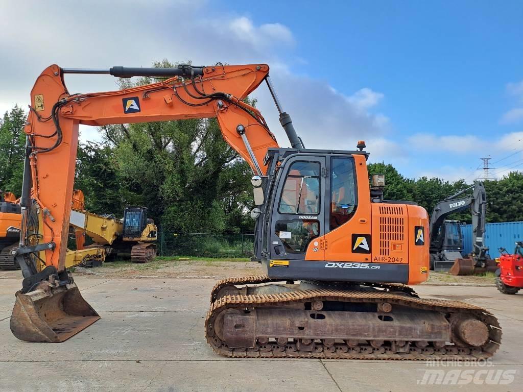 Doosan DX235LCR-5 Excavadoras de cadenas