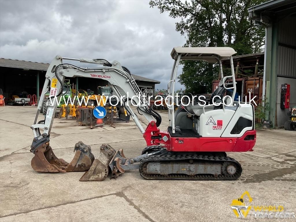 Takeuchi TB 225 Mini excavadoras < 7t