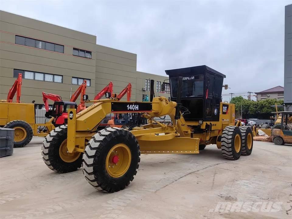 CAT 140H Motoniveladoras