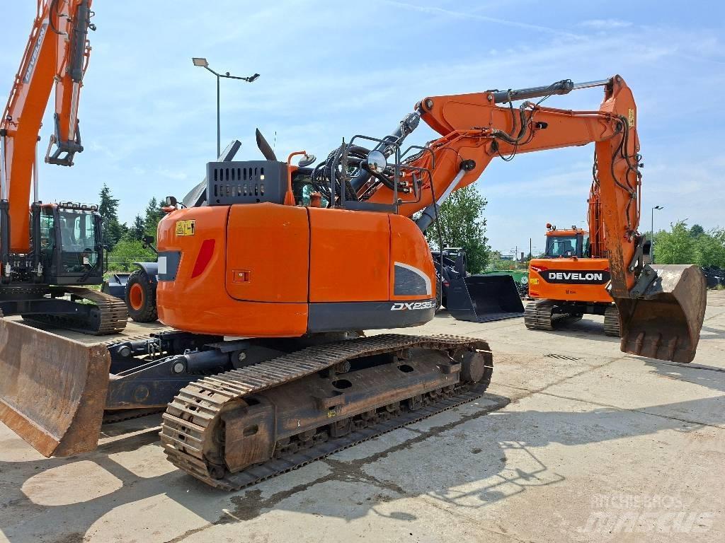 Doosan DX 235 LCR-5 Excavadoras de cadenas