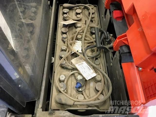 Toyota SWE 120 L Apiladores eléctricos