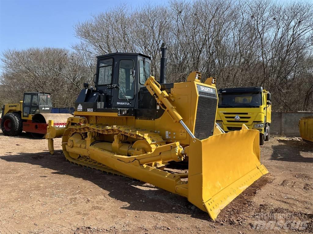 Shantui SD 22 Buldozer sobre oruga