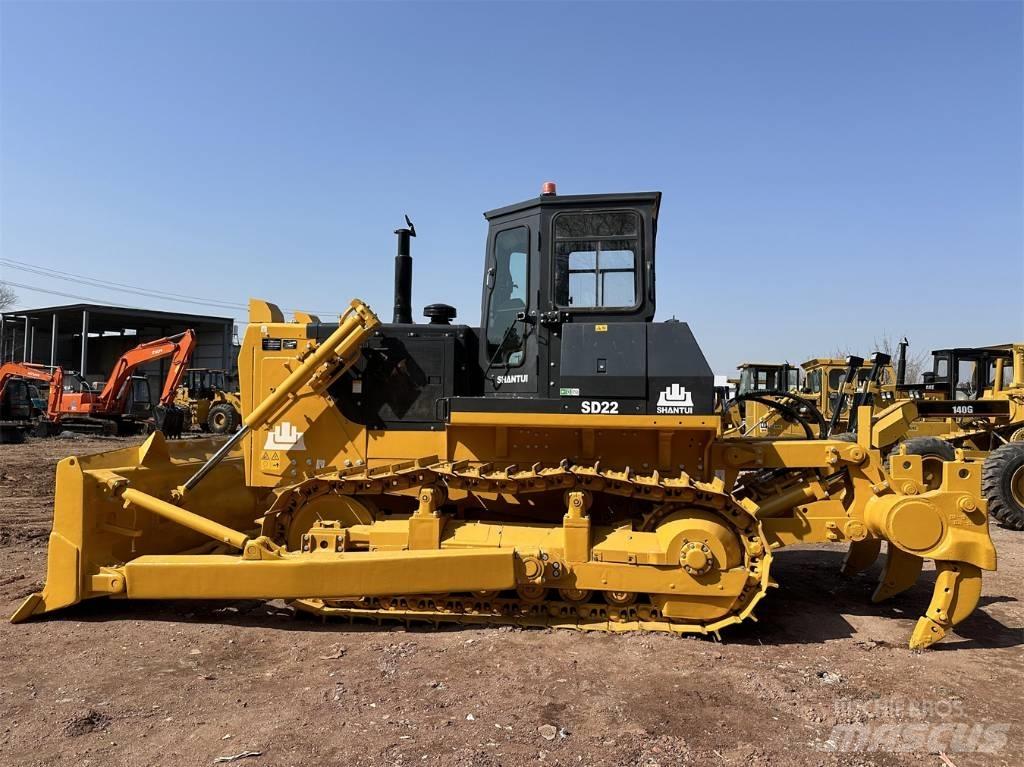 Shantui SD 22 Buldozer sobre oruga