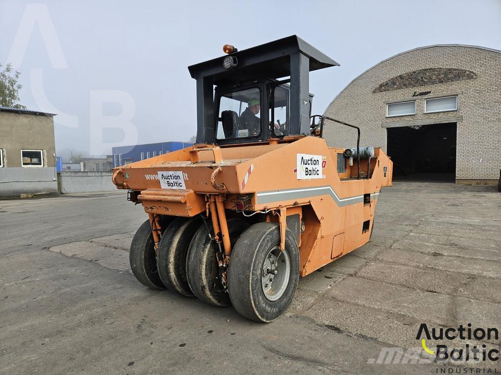 Corinsa CCN 1222 Rodillos sobre neumáticos