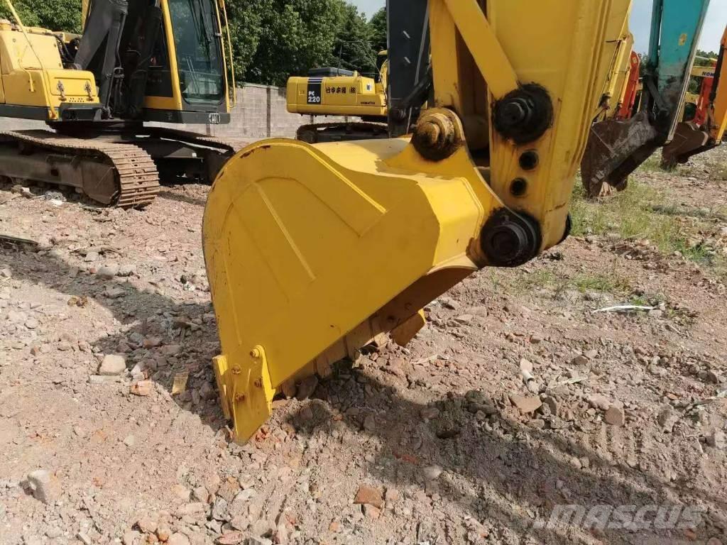 Komatsu PC 200 Excavadoras de cadenas