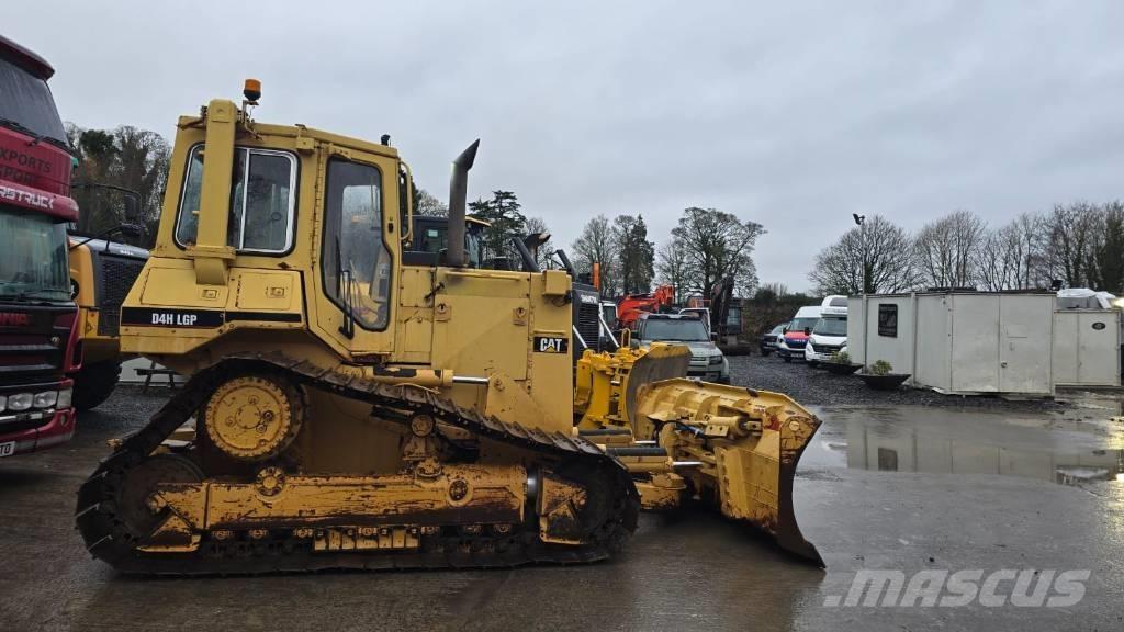 CAT D 4 H LGP Buldozer sobre oruga