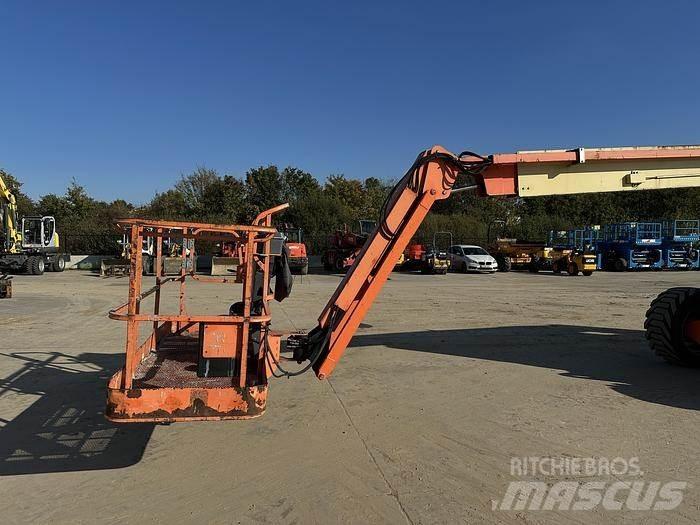 JLG 800AJ Plataforma de trabajo articulada