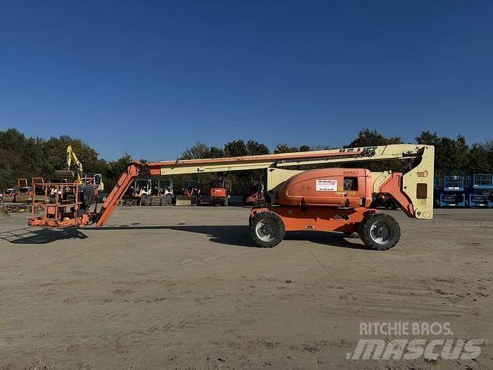 JLG 800AJ Plataforma de trabajo articulada