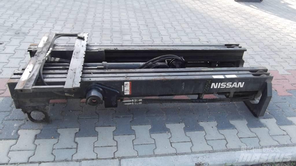 Nissan FB18 M-0472 Mástiles