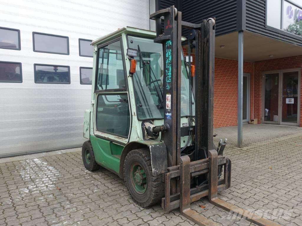 Mitsubishi FD 25 T Carretillas diesel