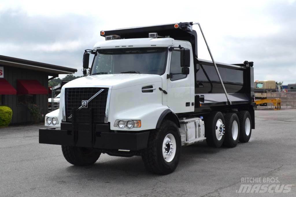 Volvo VHD 64 Camiones bañeras basculantes o volquetes