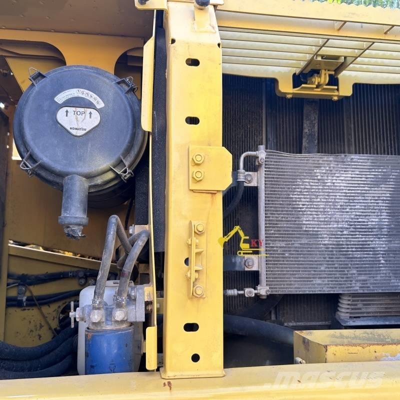 Komatsu PC 200-8 Excavadoras de cadenas