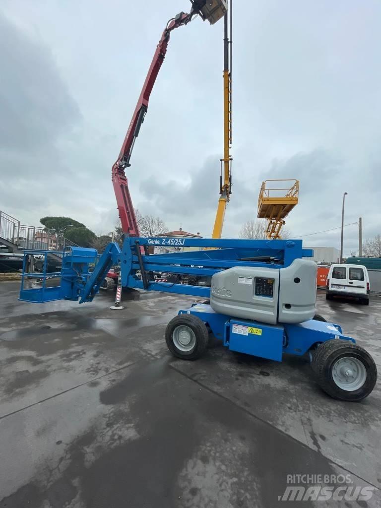 Genie Z 45/25 BI Plataforma de trabajo articulada