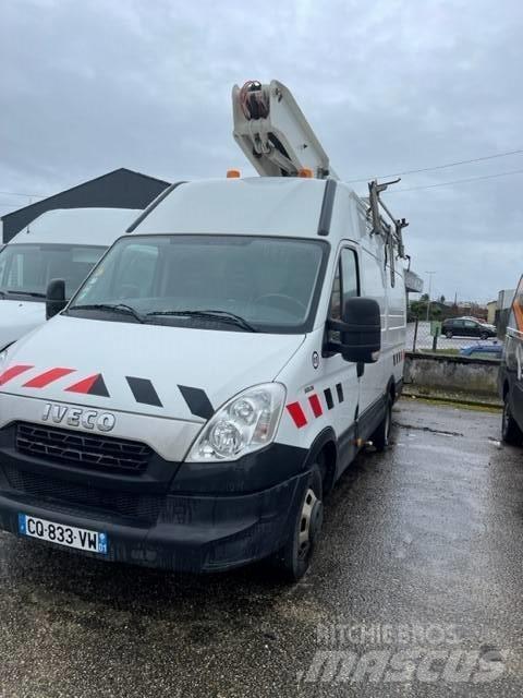 VERSALIFT ET 38 LF Plataforma de trabajo articulada