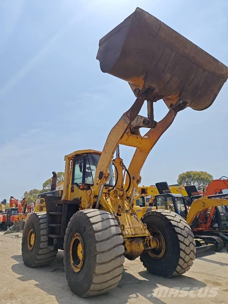 Komatsu WA 500 Cargadoras sobre ruedas