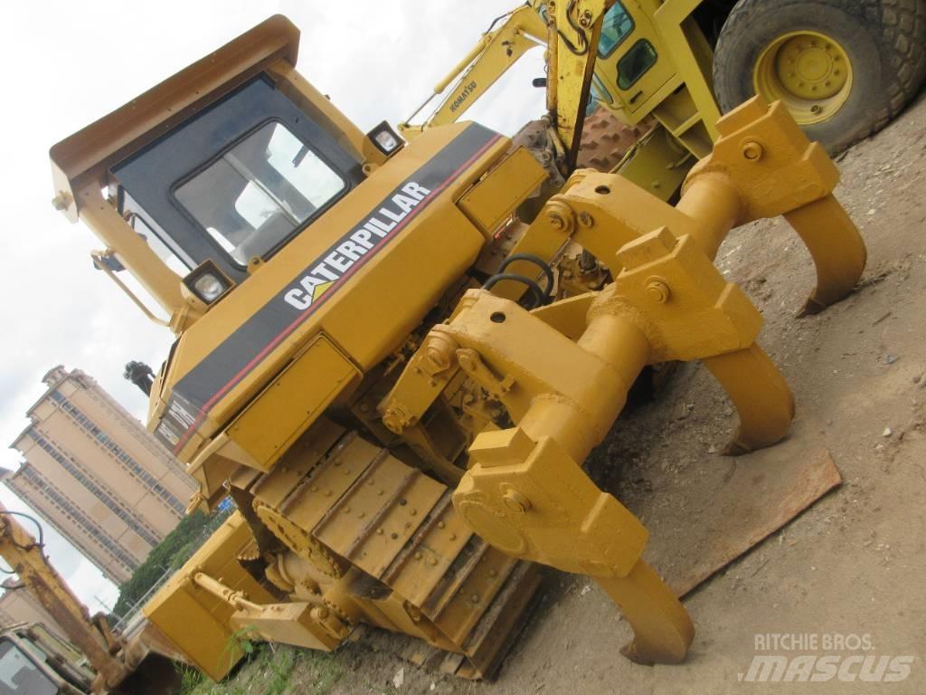 CAT D 7 H Buldozer sobre oruga