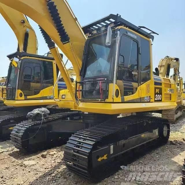 Komatsu PC 200-8 Excavadoras 7t - 12t