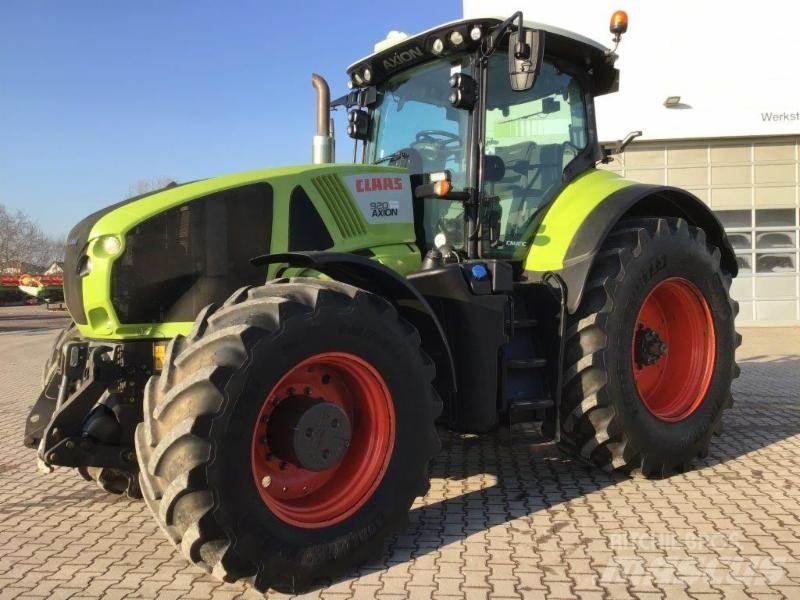 CLAAS AXION 920 Tractores