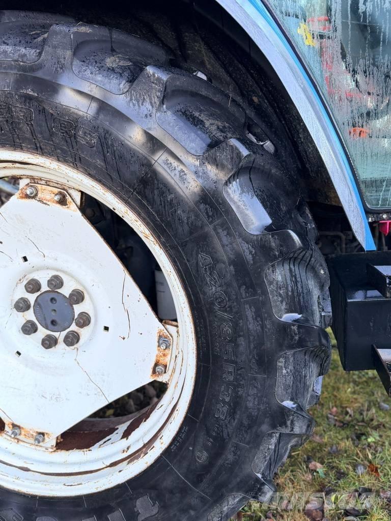 New Holland TS 110 Tractores