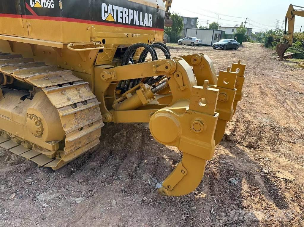 CAT D 6 G Buldozer sobre oruga