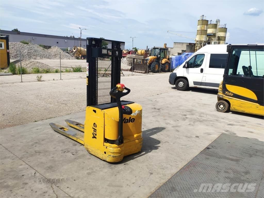 Yale MS14 AC Apiladores eléctricos autopropulsados
