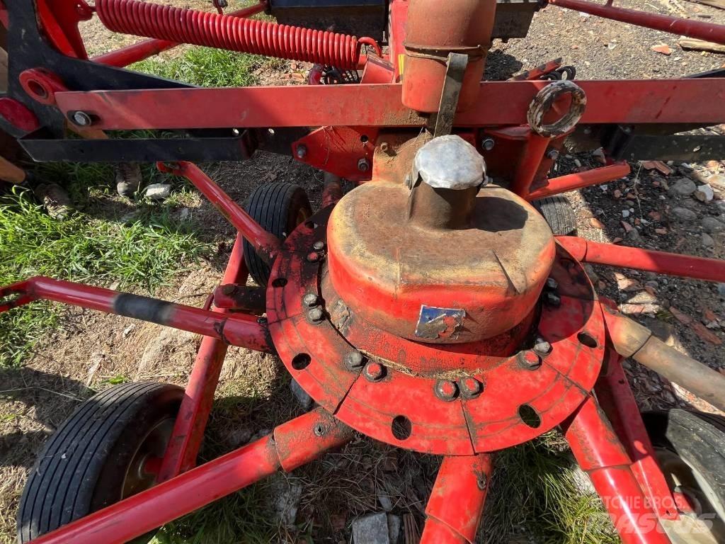 Kuhn GA3801 GM Rastrillos y henificadores