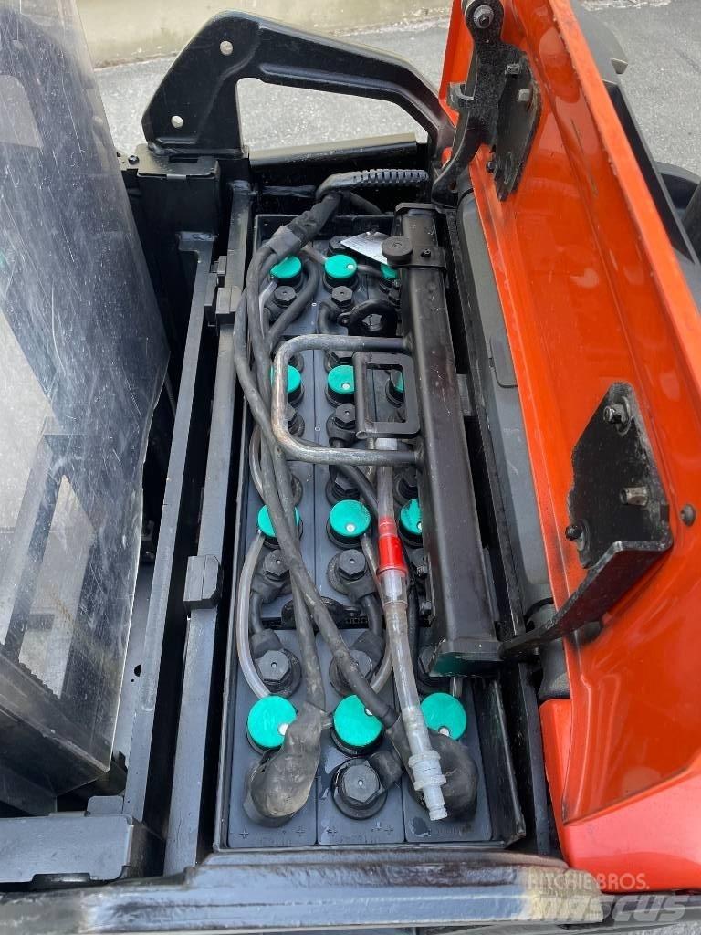 BT SPE 200 D Apiladores eléctricos