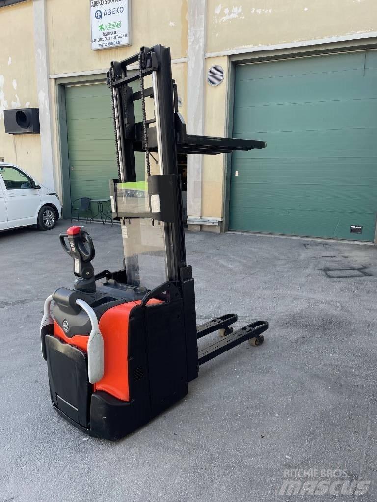 BT SPE 200 D Apiladores eléctricos