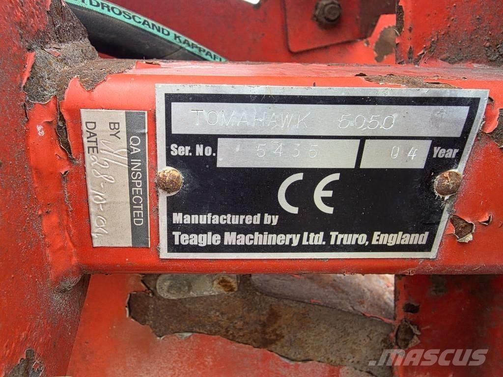 TEAGLE TOMAHAWK 5050 Desmenuzadoras, cortadoras y desenrolladoras de pacas