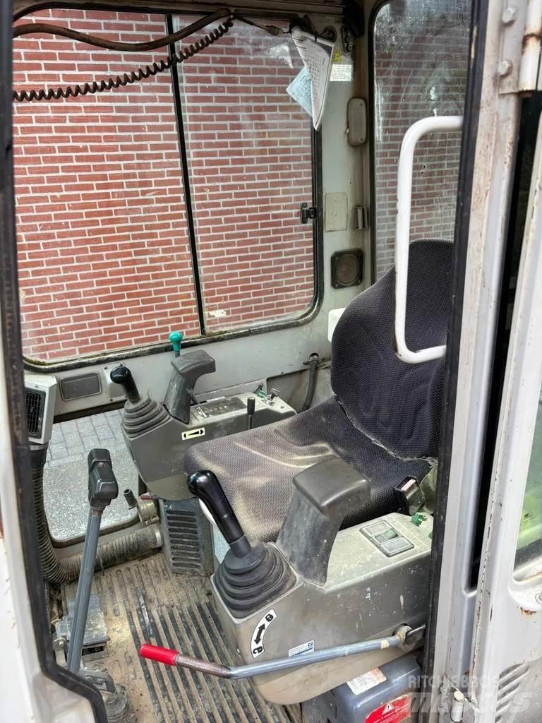 Takeuchi TB 016 Mini excavadoras < 7t