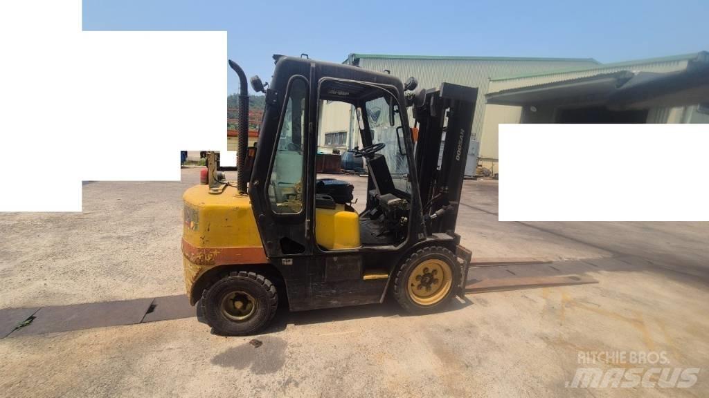 Hyundai D30 Otras carretillas elevadoras