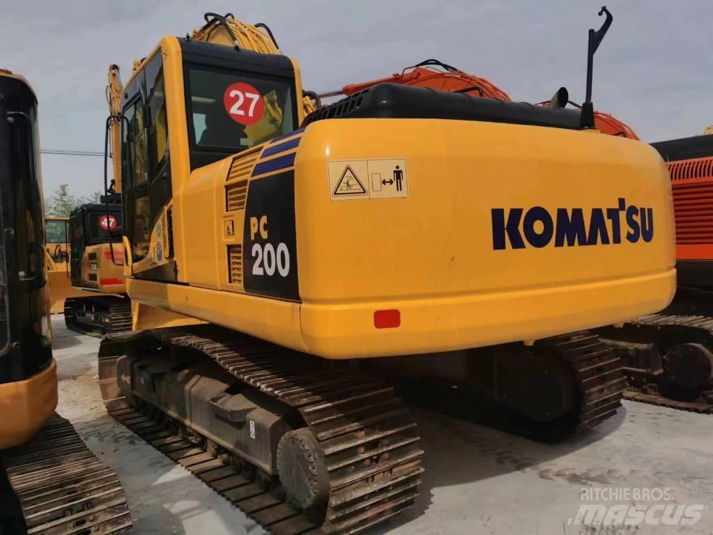 Komatsu PC 200-8 Excavadoras de cadenas