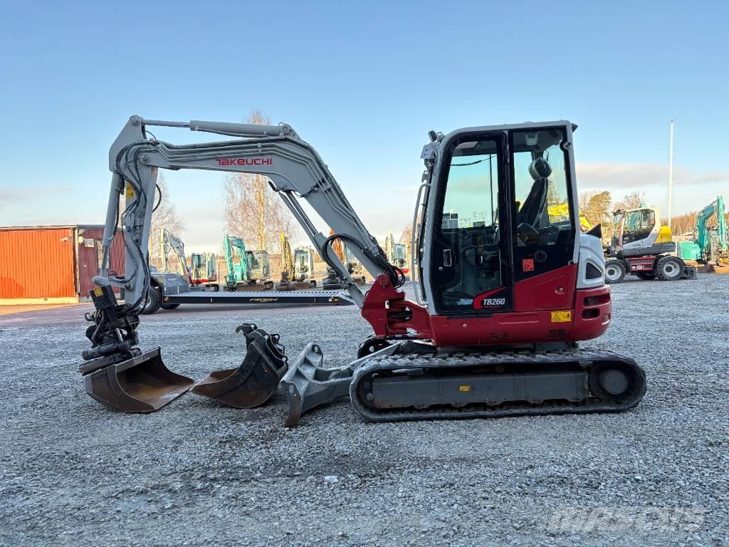 Takeuchi TB260 Mini excavadoras < 7t